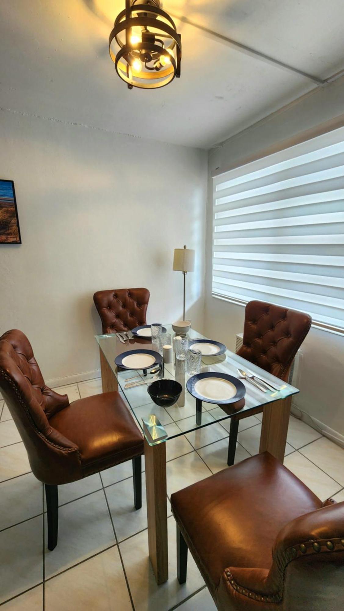 Bayfront Apartment Breathtaking Views- One Bedroom W Balcony- Living Room -Free Parking Miami Beach Bagian luar foto
