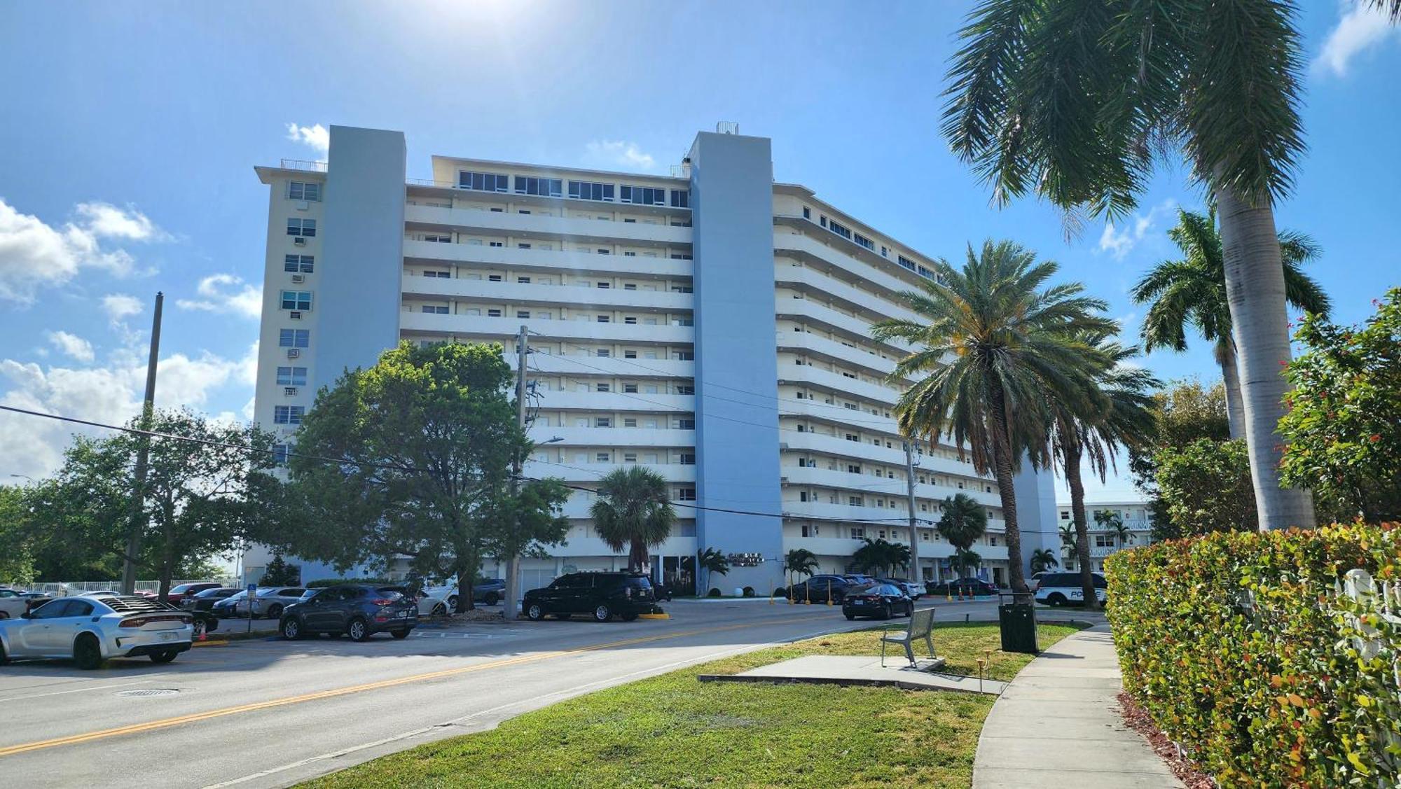 Bayfront Apartment Breathtaking Views- One Bedroom W Balcony- Living Room -Free Parking Miami Beach Bagian luar foto